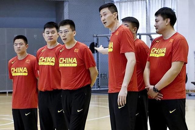 预告中，细腻呈现出爱纯和宽植的人生四季。