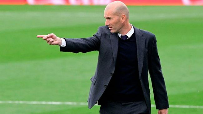 格伦·克洛斯、莎拉·保罗森、泰亚娜·泰勒、金·卡戴珊、妮... 法鲨归来！